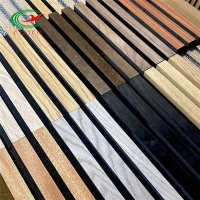 A parede acústica Nontoxic da veneziana de Mildewproof, aquece o painel ripado de madeira isolado