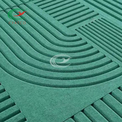 A parede sentida interna cinzelada almofada bens de pouco peso da absorção sadia